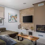 بيت للعطل In Strandnaehe- Pool- Kinderspielplatz By Interhome *