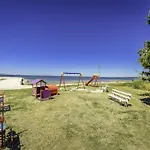 In Strandnaehe- Pool- Kinderspielplatz By Interhome Hébergement de vacances *
