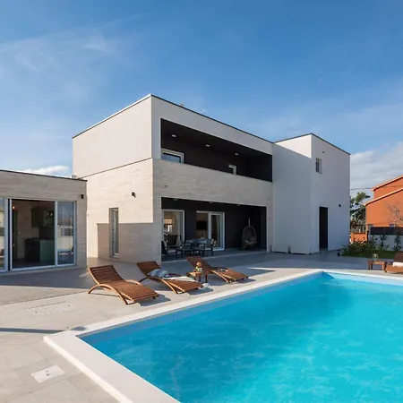 In Strandnaehe- Pool- Kinderspielplatz By Interhome Privlaka (Zadar)